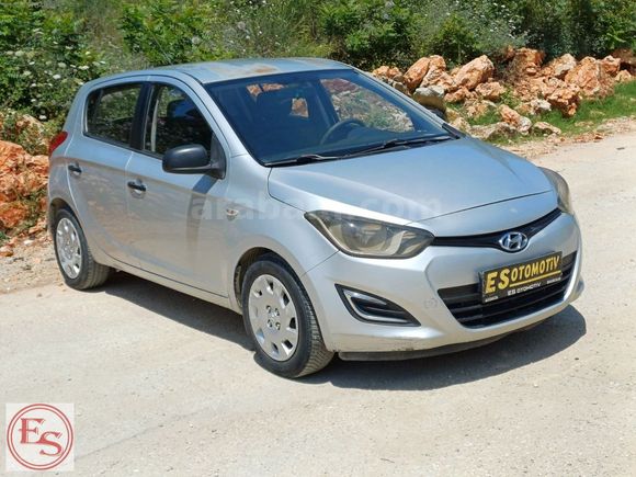 2012 BENZIN LPG HYUNDAI İ 20.. 269 BIN KMDE