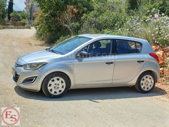 2012 BENZIN LPG HYUNDAI İ 20.. 269 BIN KMDE