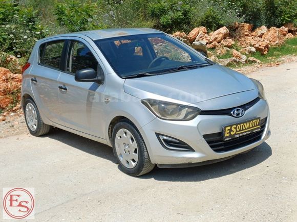2012 BENZIN LPG HYUNDAI İ 20.. 269 BIN KMDE