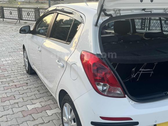 96.000 KM İ20 BÖYLESİ YOK