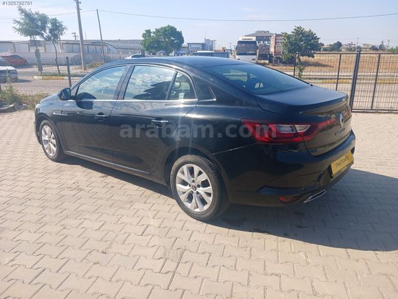 2021 MODEL RENAULT MEGANE HATASIZ BOYASIZ