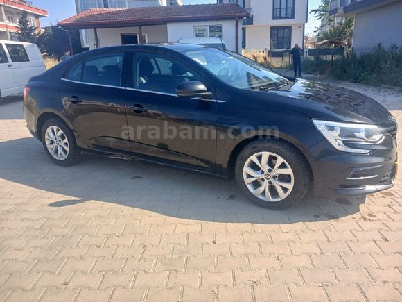 2021 MODEL RENAULT MEGANE HATASIZ BOYASIZ