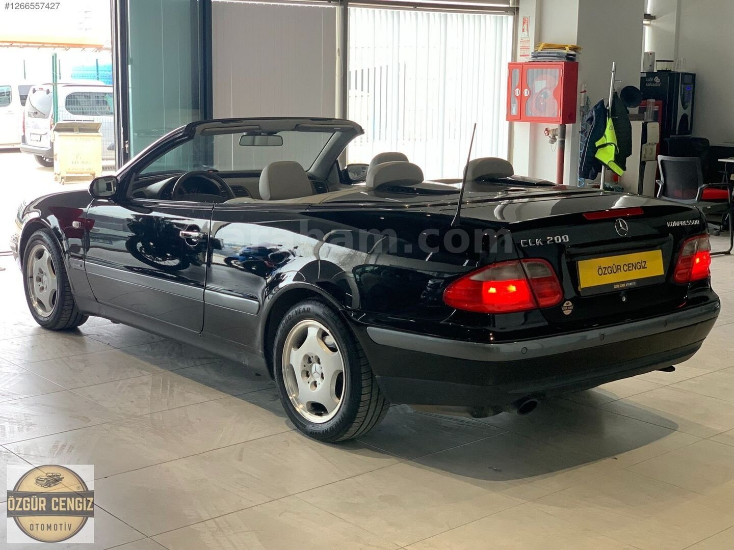 Galeriden Mercedes - Benz CLK 200 Kompressor Elegance 1999 Model Bursa 100.000 km Siyah 7