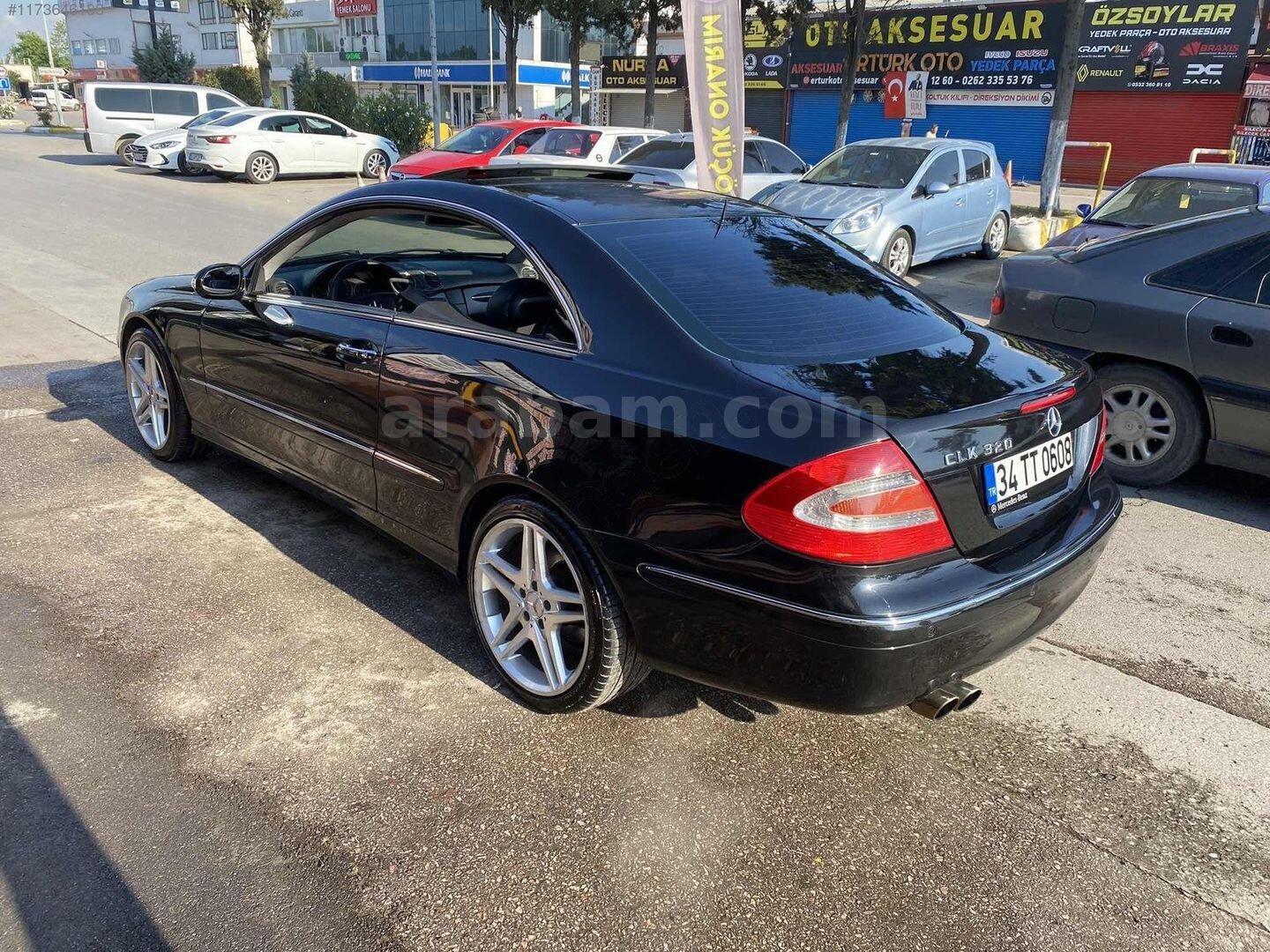 Galeriden Mercedes - Benz CLK 320 Avantgarde 2002 Model Kocaeli 414.000 km Siyah 3