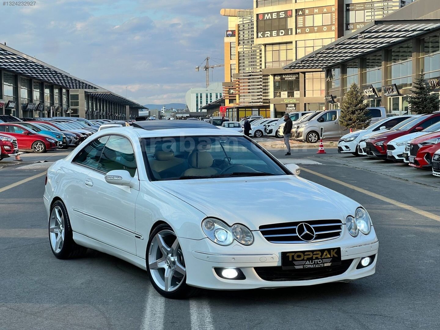 Galeriden Mercedes - Benz CLK 200 Kompressor Avantgarde 2004 Model Ankara 378.000 km Beyaz 4