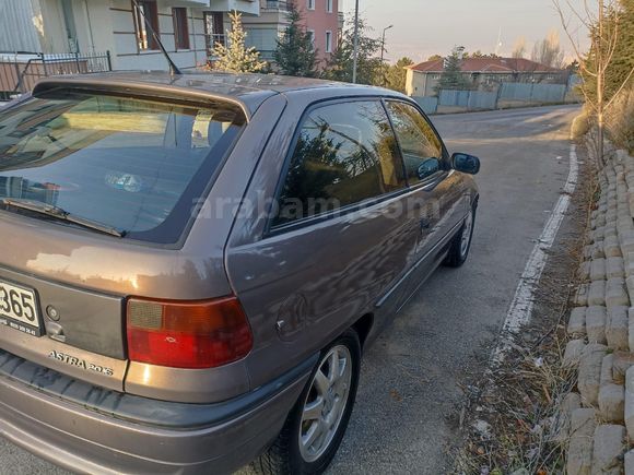 Sahibinden Opel Astra 2.0 GSi 1998 Model