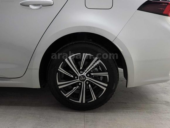2026 COROLLA 1.5 VİSİON PLUS ÇELİK JANT-PPF-PARK SENSÖR-SIFIR