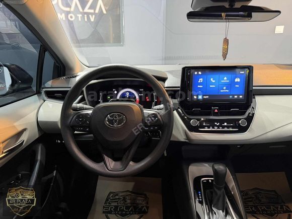 ER PLAZADAN 2026 COROLLA 1.5 ÇELİK JANT / 9 BİN KM HATASIZ