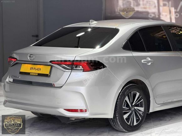 ER PLAZADAN 2026 COROLLA 1.5 ÇELİK JANT / 9 BİN KM HATASIZ