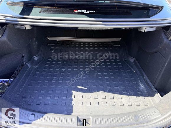 HATASIZ 2017 E220d 4-MATİC AMG-COMAND-MULTİBEAM-93.000KM-BAYİ