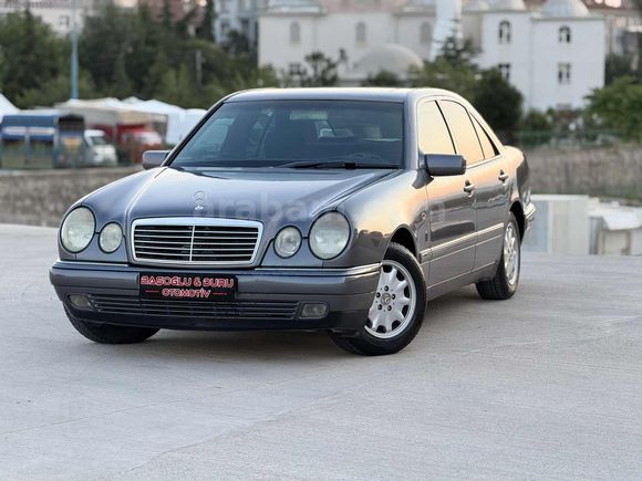 ORIJINAL 245.000'DE DEĞIŞEN SIZ E 200