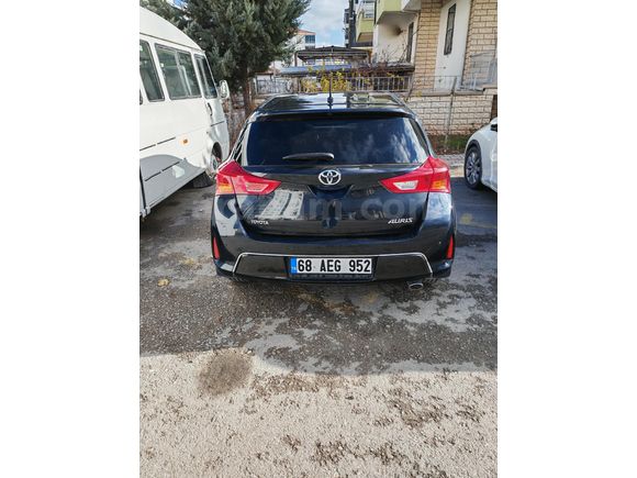 Sahibinden Toyota Auris 1.4 D-4D Advance Skypack 2013 Model
