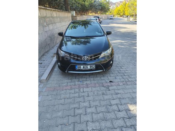 Sahibinden Toyota Auris 1.4 D-4D Advance Skypack 2013 Model