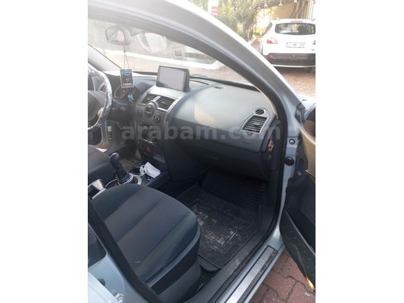 Sahibinden Renault Megane 1.6 Dynamique 2004 Model