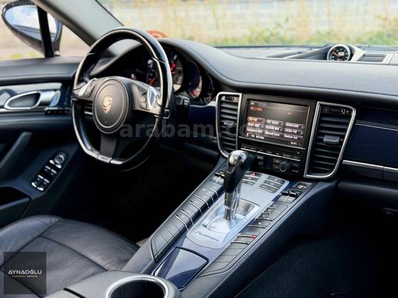 AYNAOĞLU 2012 MD PORSCHE PANAMERA 130 BIN KM HATASIZ BAYİİİİ