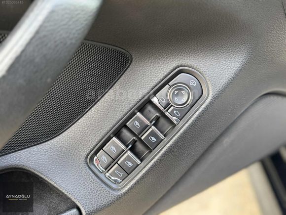 AYNAOĞLU 2012 MD PORSCHE PANAMERA 130 BIN KM HATASIZ BAYİİİİ