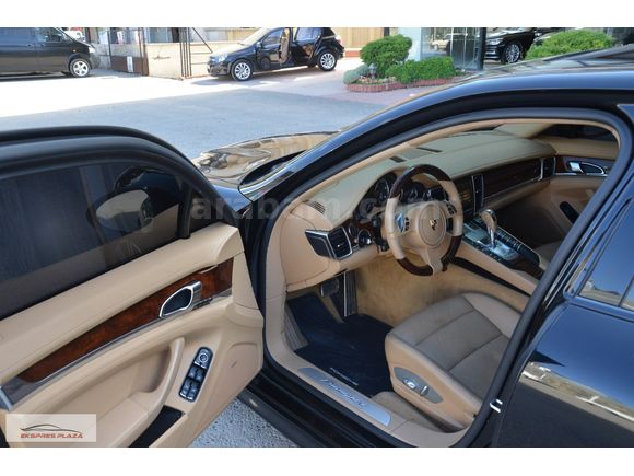 EKSPRES PLAZA'DAN 2012 PORSCHE PANAMERA DİESEL BAYİİ ÇIKIŞLI