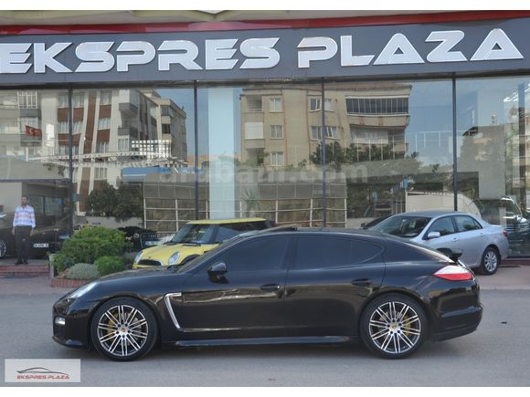 EKSPRES PLAZA'DAN 2012 PORSCHE PANAMERA DİESEL BAYİİ ÇIKIŞLI
