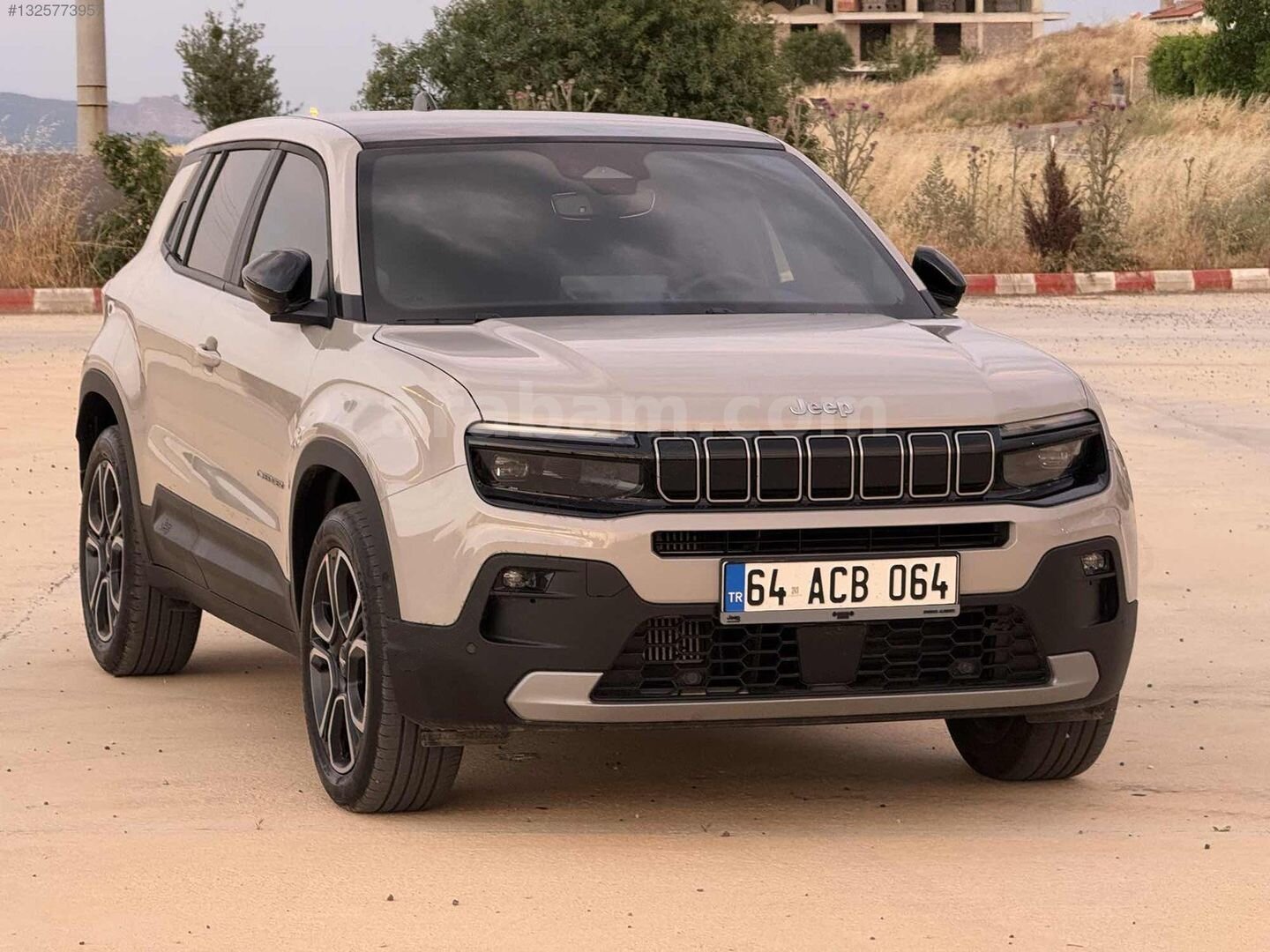 YAĞMUR OTOMOTİV DEN JEEP Hybrib cam tavanlı otomatik 4