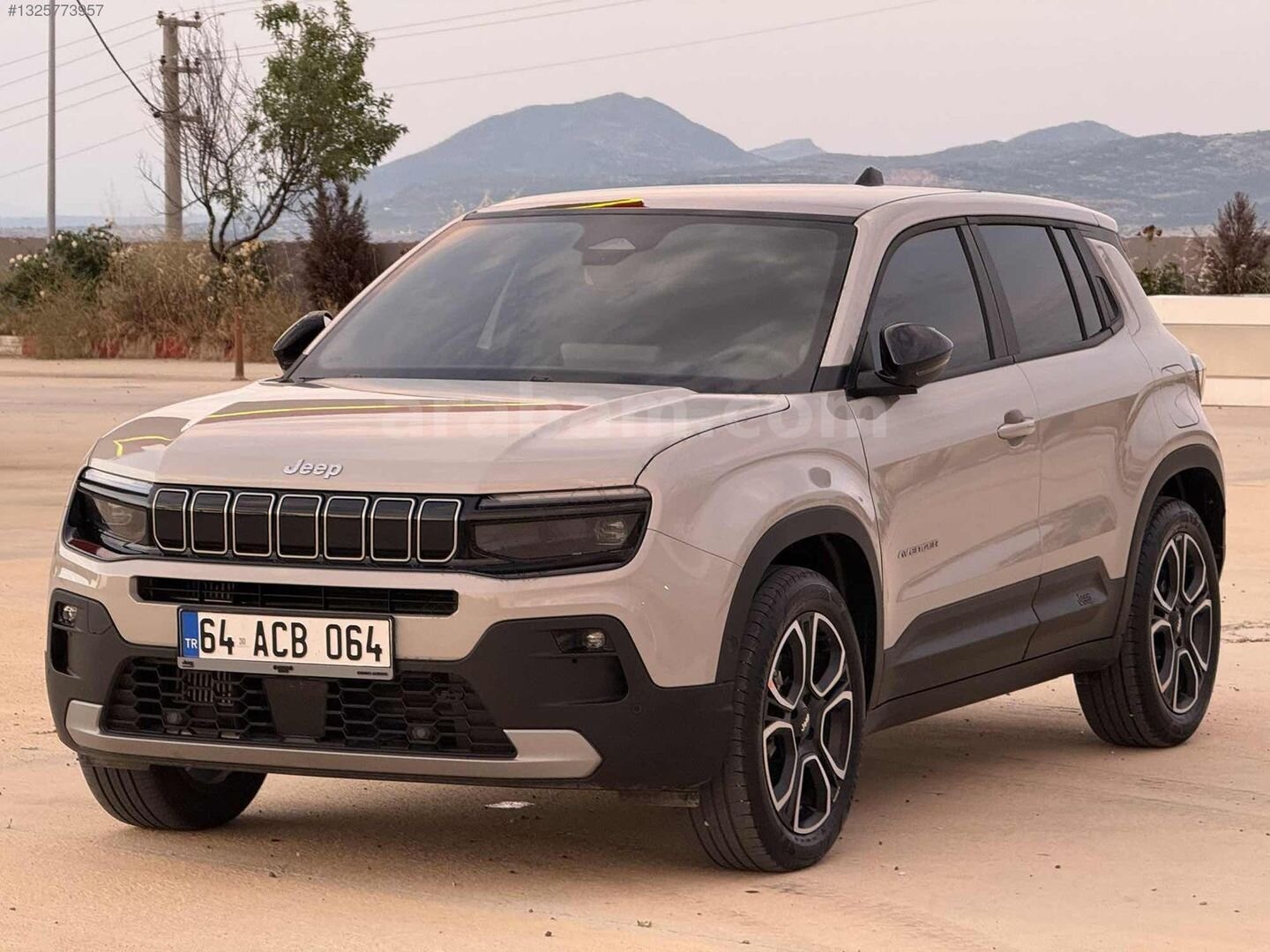 YAĞMUR OTOMOTİV DEN JEEP Hybrib cam tavanlı otomatik 5