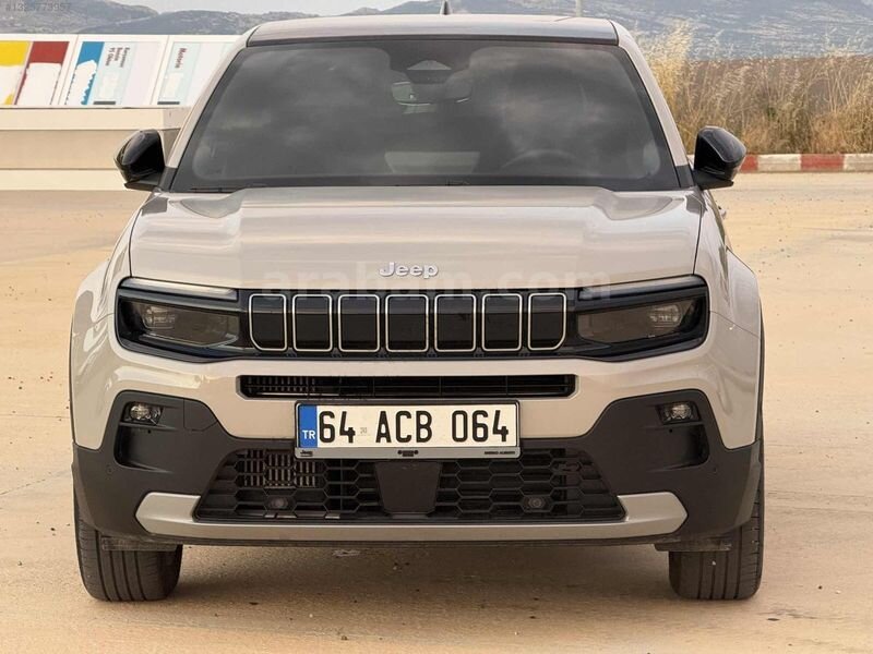 YAĞMUR OTOMOTİV DEN JEEP Hybrib cam tavanlı otomatik 1