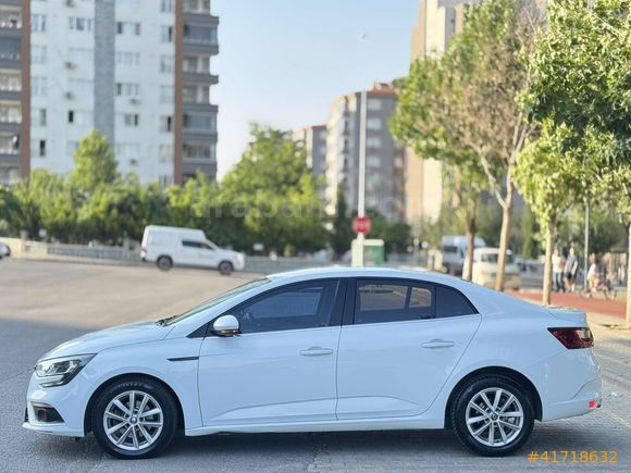 2020 MODEL HATASIZ BOYASIZ MEGANE 4 TOUCH OTOMATİK