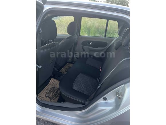 Sahibinden Renault Symbol 1.4 Expression 2010 Model  148.000 km Gri
