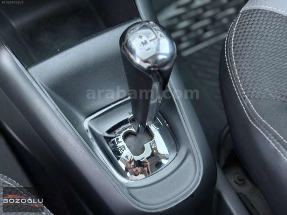 BOZOĞLU'DAN / 2014 C3 1.2 VTİ CAM TAVAN OTOMATİK 143,000'KM