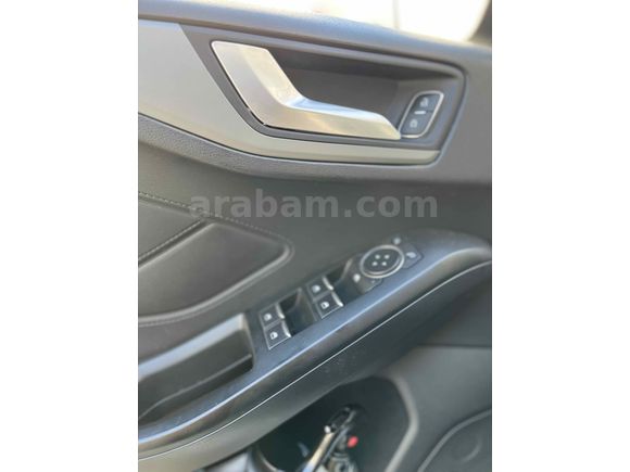 ÖĞRETMENDEN//DÜŞÜK KM//OTOMATİK