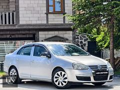 UZN MOTORS'DAN MASRAFSIZ K.KARTINA 12 TAKSİT JETTA