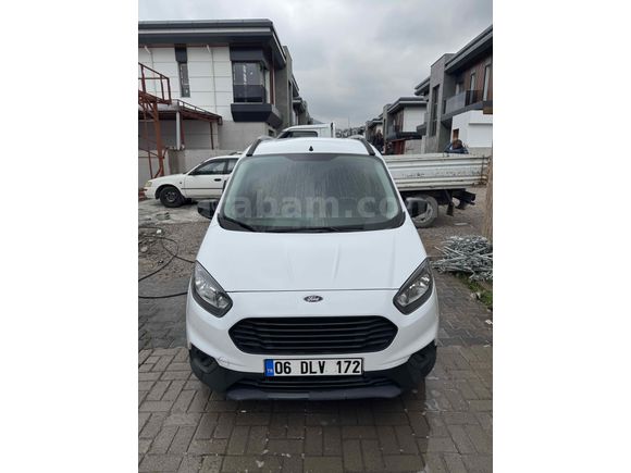 Sahibinden Ford Transit Courier 1.5 TDCi Trend 2023 Model 