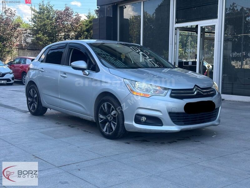 Galeriden Citroen C4 1.6 e-HDi Confort 2013 Model İstanbul 203.000 km Beyaz