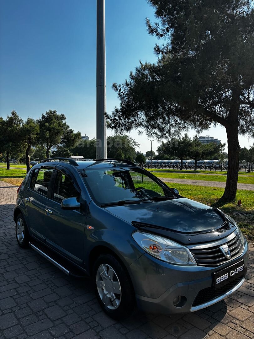 Galeriden Dacia Sandero 1.4 Laureate 2009 Model Bursa 229.000 km Mavi (metalik) 1
