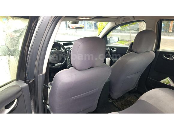 Sahibinden Renault Megane 1.5 dCi Dynamique 2005 Model