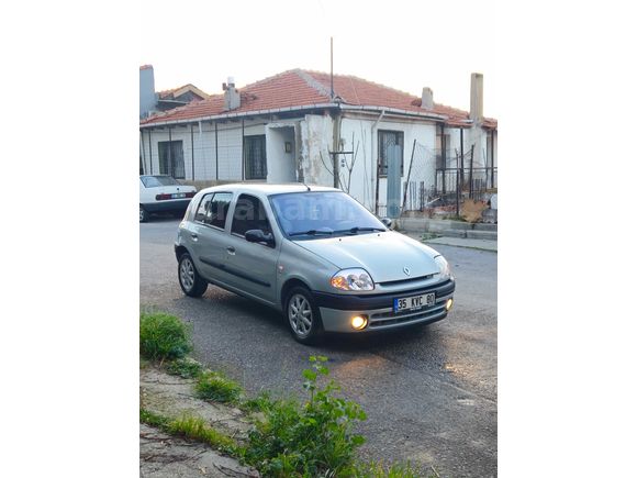 Sahibinden Renault Clio 1.6 RXT 2000 Model 