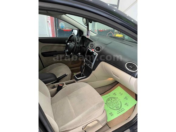 Sahibinden Ford Focus 1.6 Ghia 2006 Model 