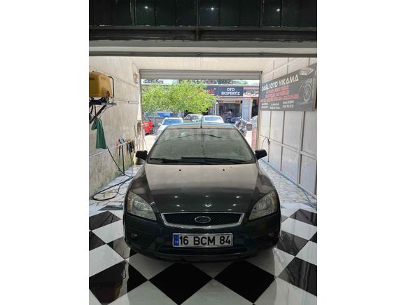 Sahibinden Ford Focus 1.6 Ghia 2006 Model 