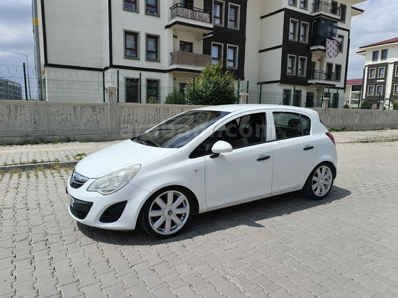 Sahibinden Opel Corsa 1.3 CDTI Essentia 2013 Model