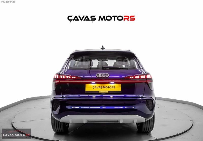 2025 AUDİ Q3 1.5 TFSI C.TAVAN+G.GÖRÜŞ Y.KASA+BOYASIZ+7200'DE 6