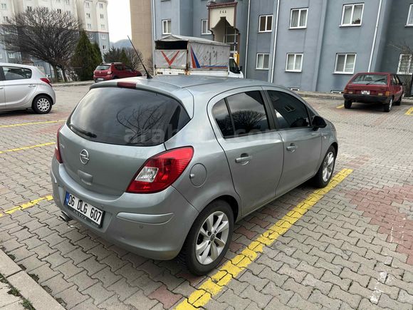 Sahibinden Opel Corsa 1.4 Twinport Active 2014 Model Ankara