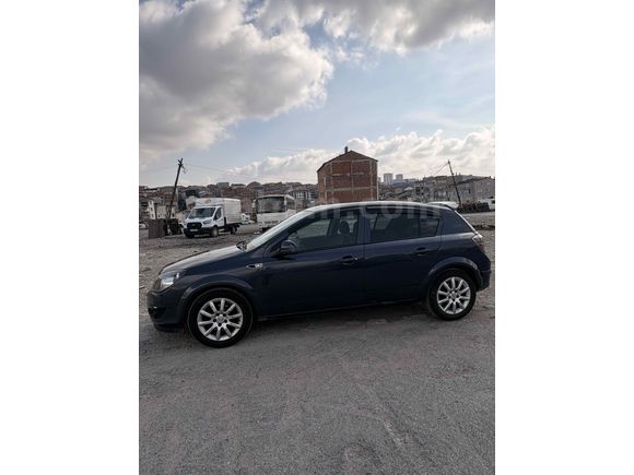Sahibinden Opel Astra 1.3 CDTI Essentia 2011 Model  Lacivert