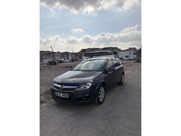Sahibinden Opel Astra 1.3 CDTI Essentia 2011 Model  Lacivert