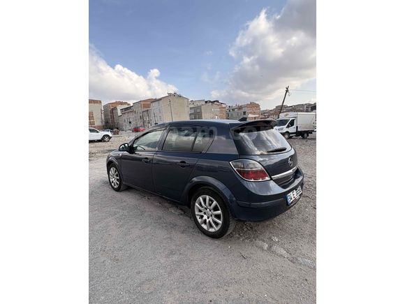 Sahibinden Opel Astra 1.3 CDTI Essentia 2011 Model  Lacivert