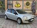 SARAT OTOMOTIV'DEN 207 KM'DE DOLULAR DOLUSU PUNTO