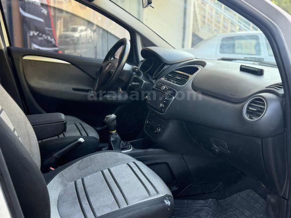 SARAT OTOMOTIV'DEN 207 KM'DE DOLULAR DOLUSU PUNTO