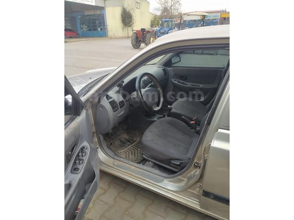 Sahibinden Hyundai Accent 1.5 CRDi Admire 2005 Model