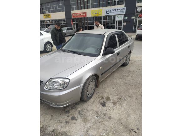 Sahibinden Hyundai Accent 1.5 CRDi Admire 2005 Model
