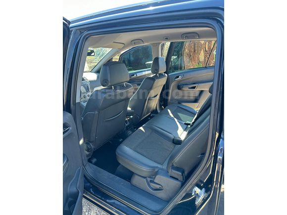 7 Kişilik Bakımlı Aile Aracı Opel Zafira