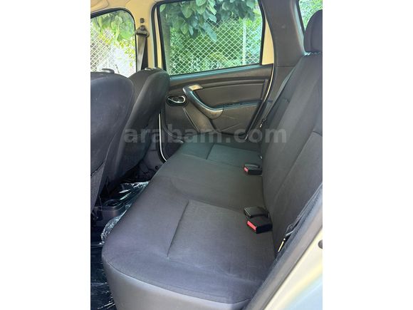 BULUT OTOMOTİVDEN 2015 MODEL DİZEL DEĞİŞENSİZ 4*2 DACİA DUSTER