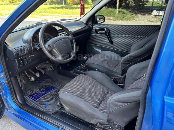Dikkat Çekmek İsteyene Uygun Corsa 1.6 GSi 
